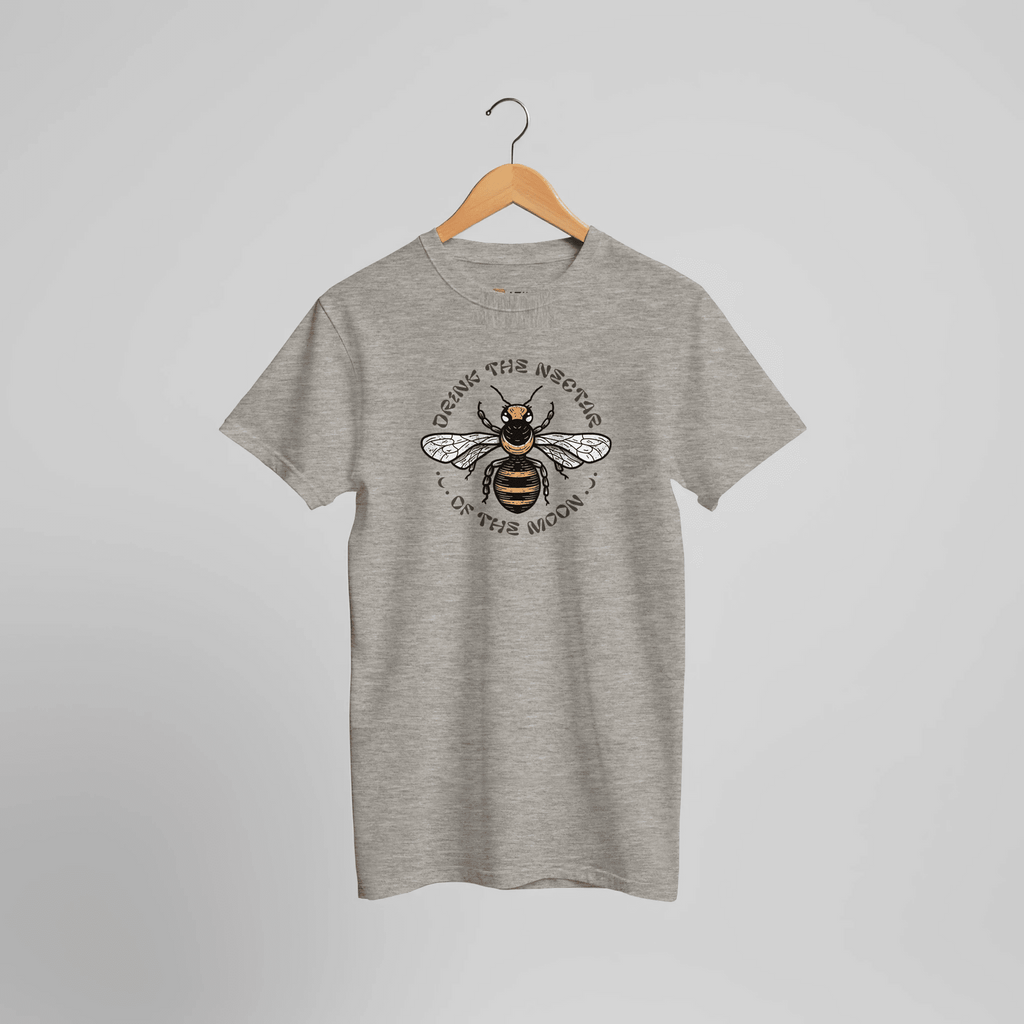 Drink The Nectar Bienen T-Shirt | Mystisches Honigbiene Natur Design – T-Shirt for everyday use | AZIKX
