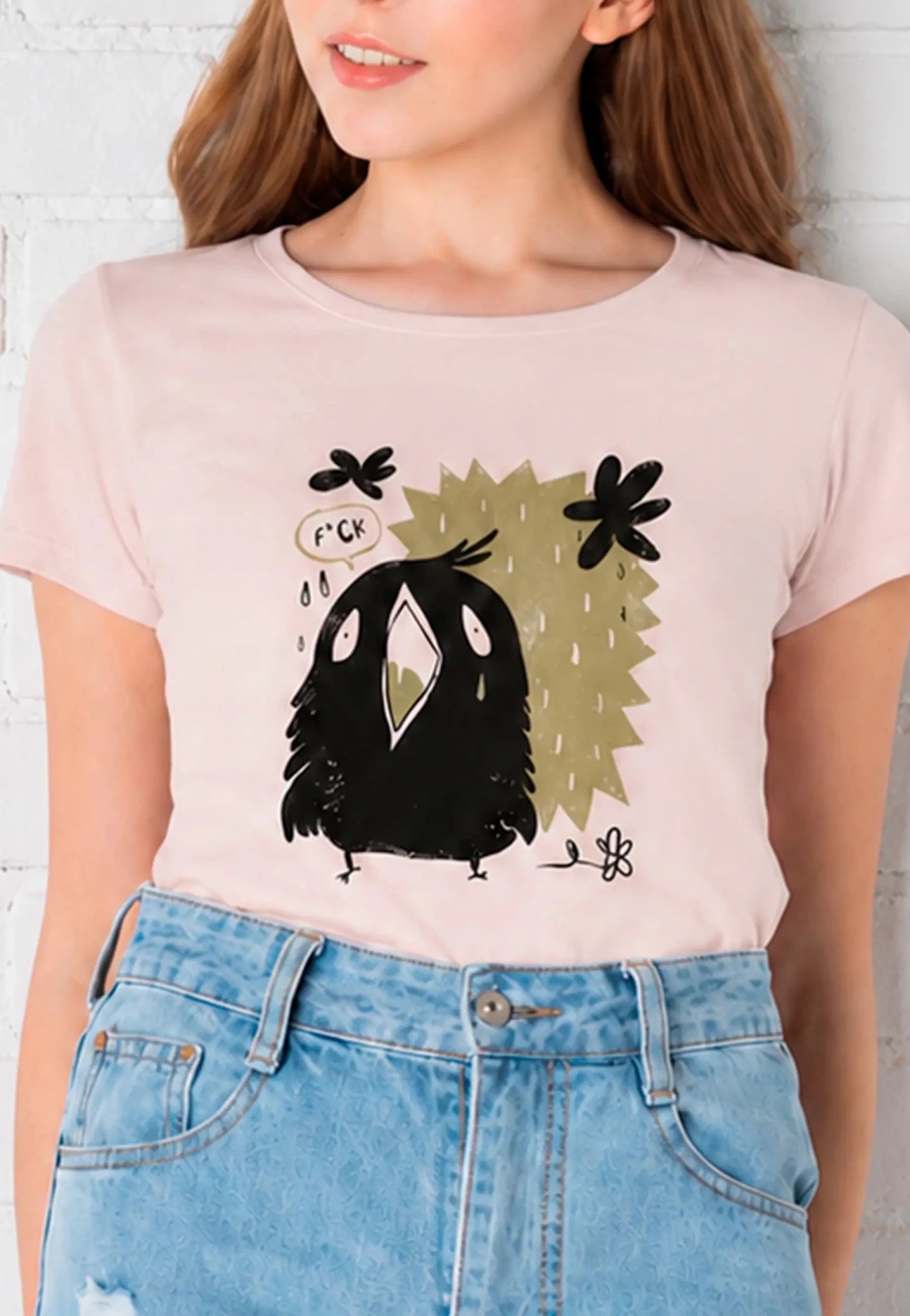Frecher Raben Cartoon T-Shirt | Lustiges Vogel Illustration Design – T-Shirt for everyday use | AZIKX