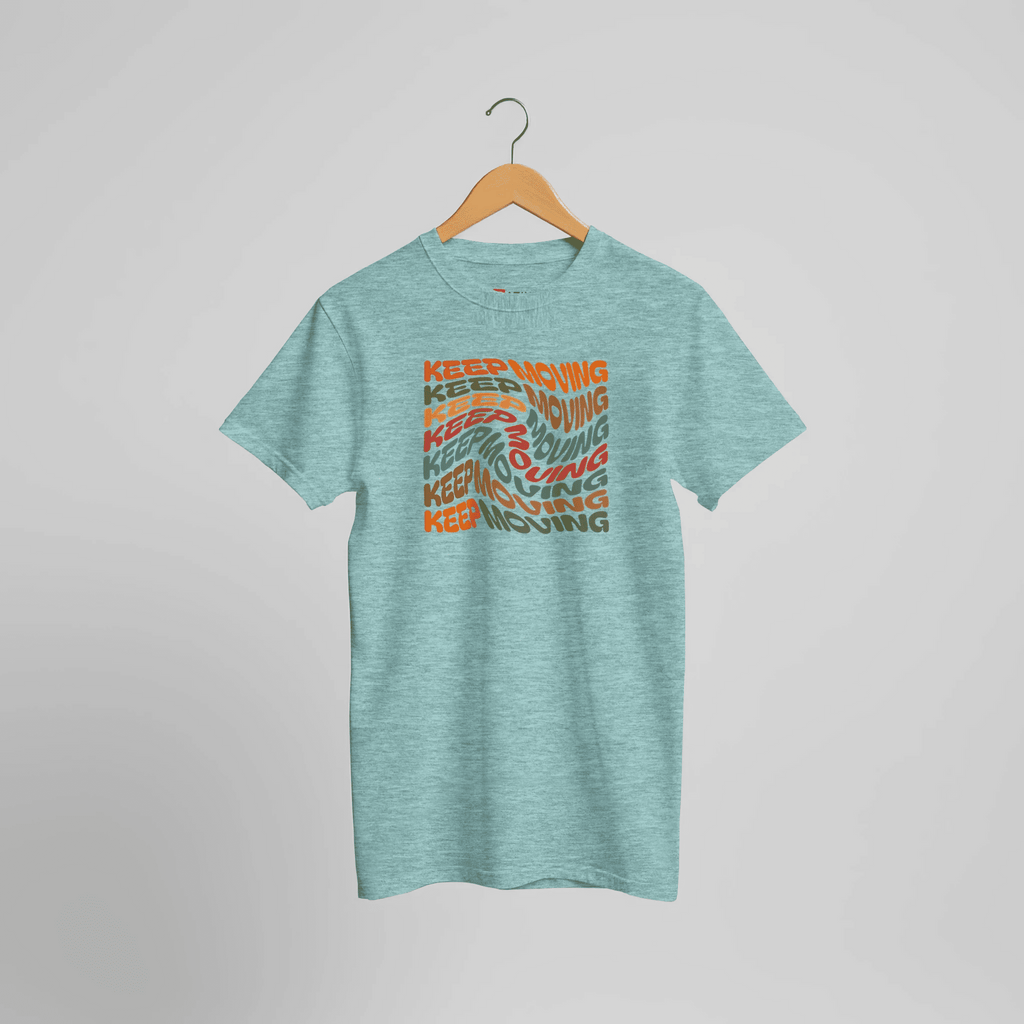 Keep Moving Motivations Grafik T-Shirt | Positive Typografie Statement Tee – Print Material for everyday use | azikx.store