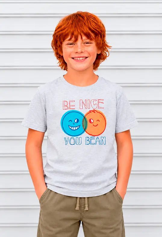 Kinder Freundschaft T-Shirt | Lustiges Be Nice You Bean Motiv | AZIKX