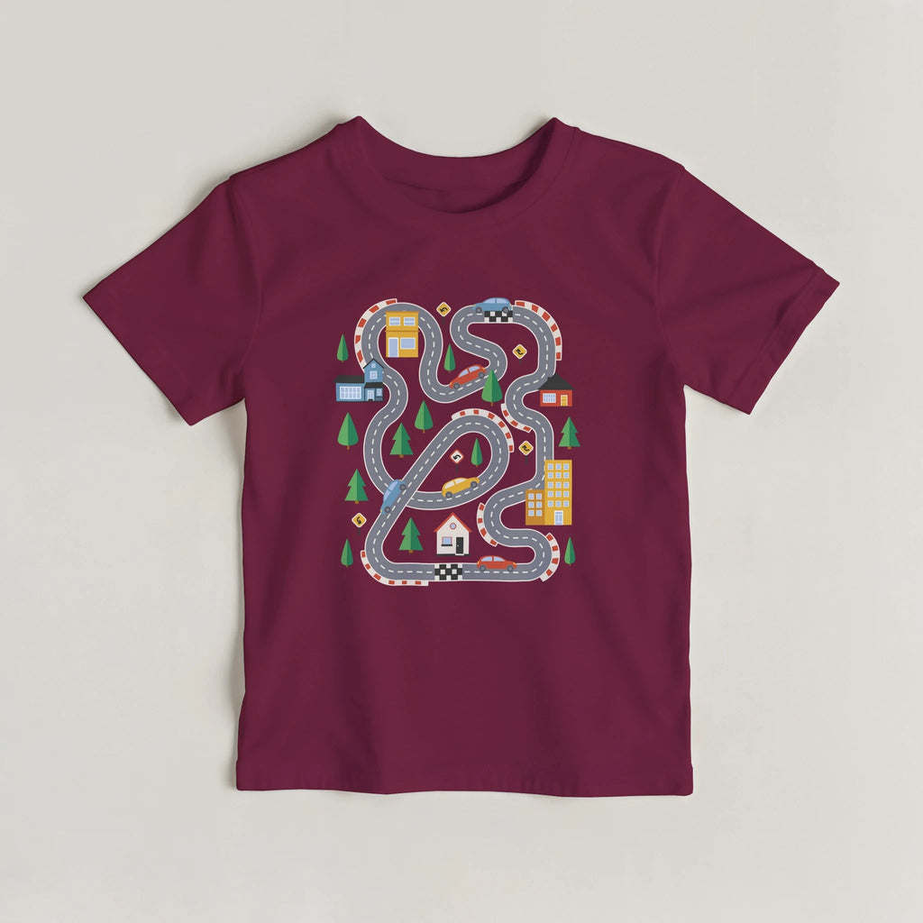 Kinder Rennstrecken Abenteuer T-Shirt | Bunte Auto Spielstraße für Kleine Entdecker – T-Shirt for everyday use | AZIKX