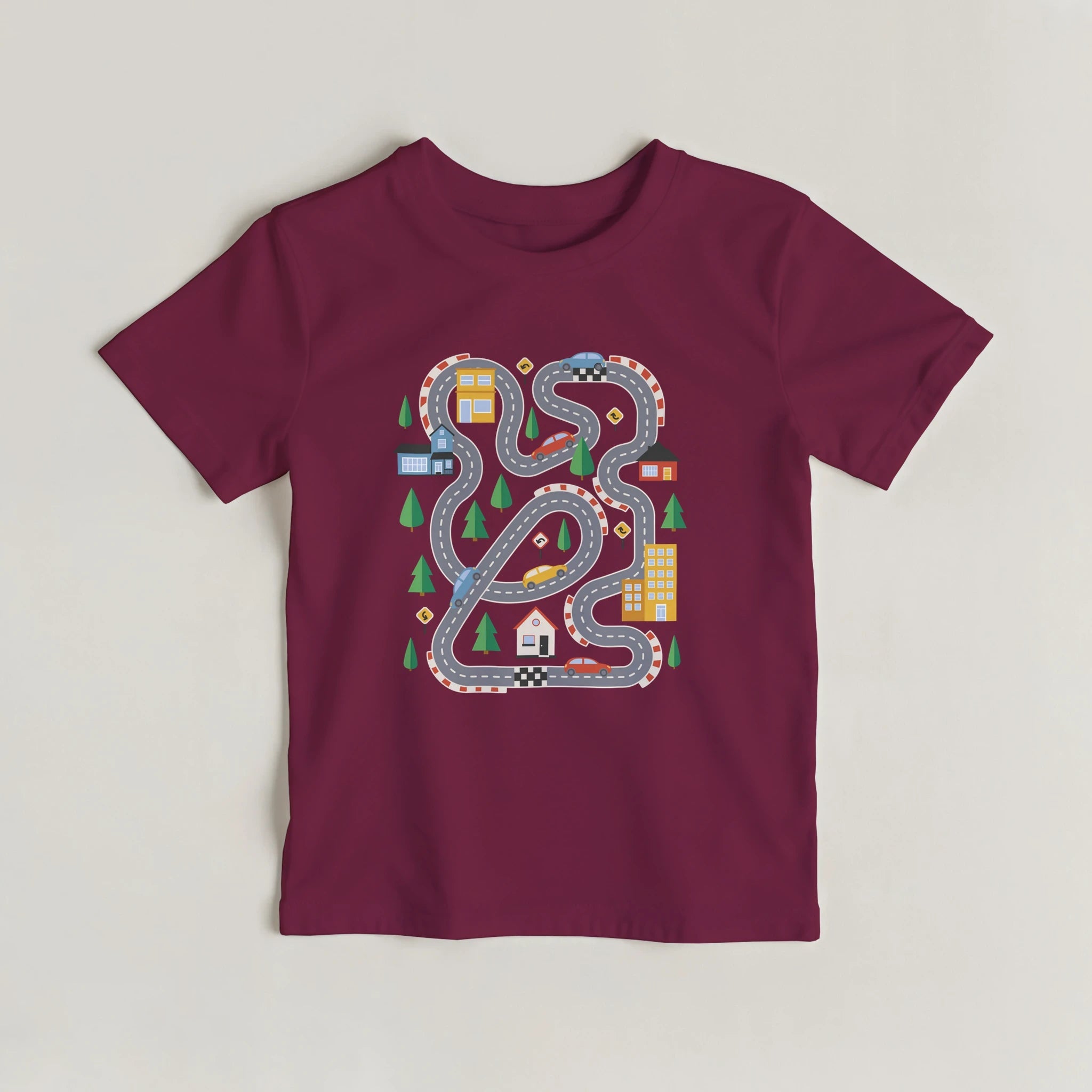 Kinder Rennstrecken Abenteuer T-Shirt | Bunte Auto Spielstraße für Kleine Entdecker – T-Shirt for everyday use | AZIKX
