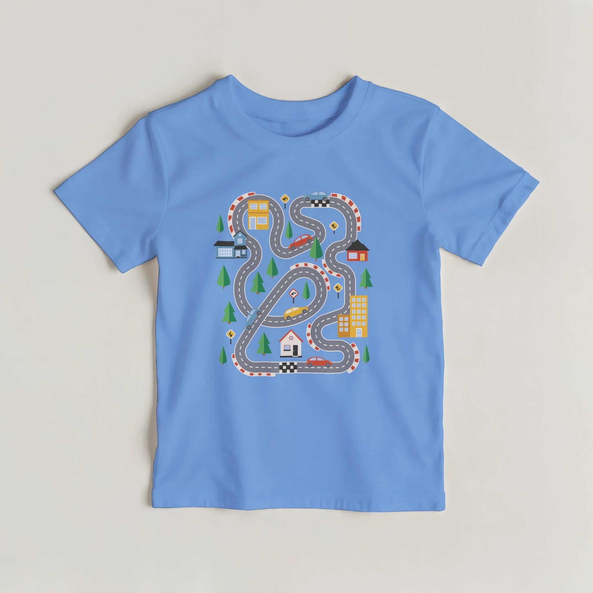 Kinder Rennstrecken Abenteuer T-Shirt | Bunte Auto Spielstraße für Kleine Entdecker – T-Shirt for everyday use | AZIKX