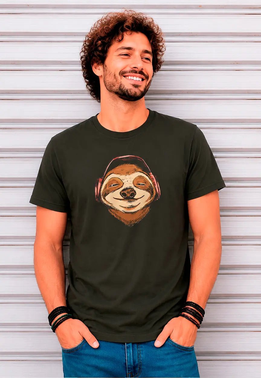 Lazy Beats Sloth T-Shirt | Chilliges Faultier mit Kopfhörern Musik Lifestyle Motiv – T-Shirt for everyday use | AZIKX