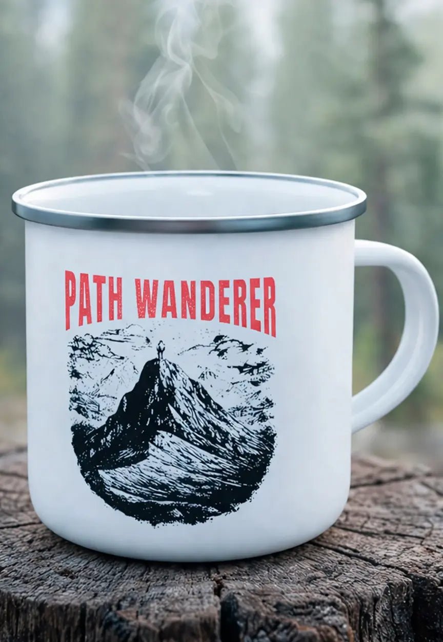 Path Wanderer – Emaille Becher mit Bergmotiv für Camping & Outdoor – Emailletassen for everyday use | AZIKX