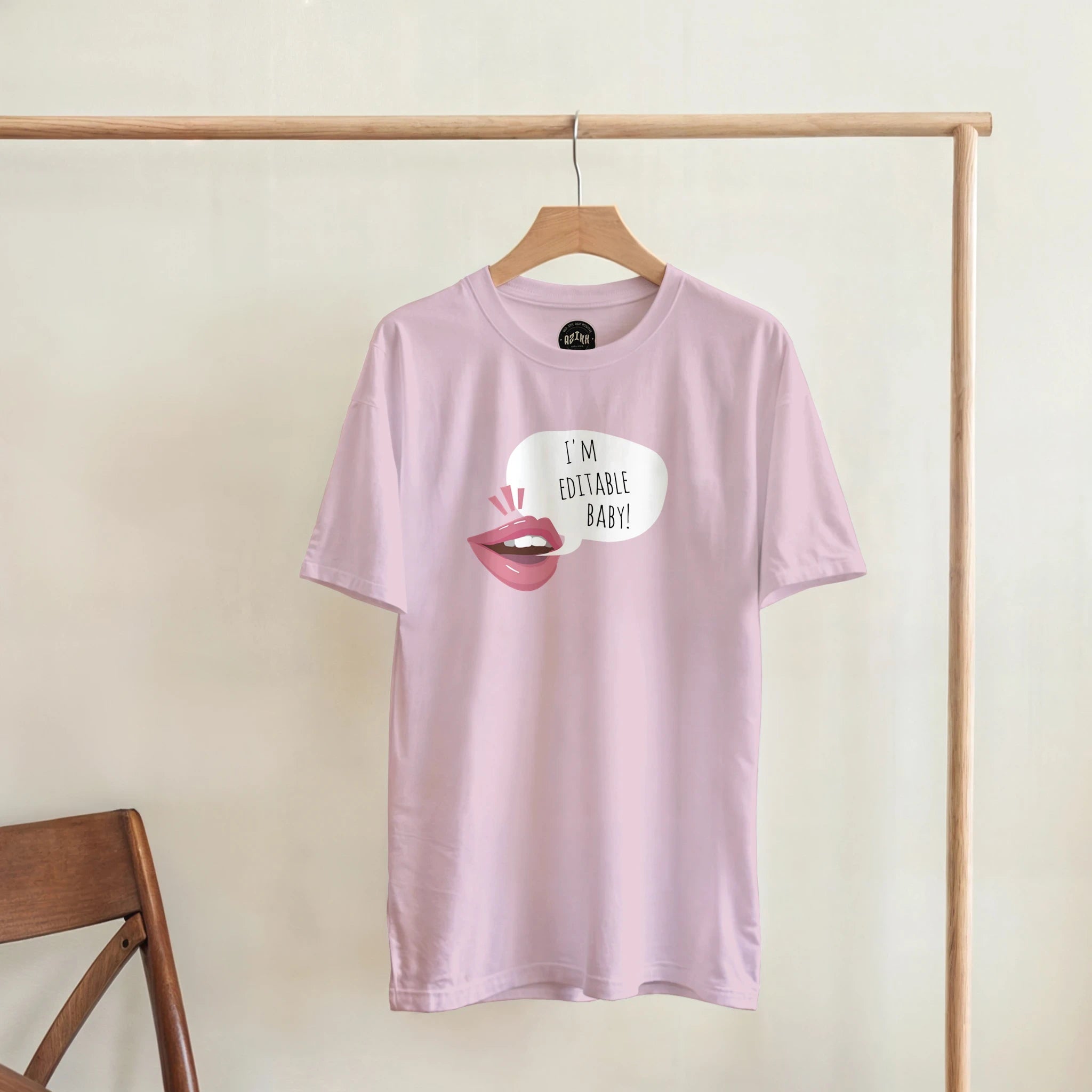 Personalisierbares Statement T-Shirt | Eigener Text Sprechblase Lippen Motiv Geschenkidee – T-Shirt for everyday use | AZIKX