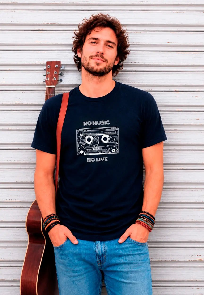Retro Musik Kassette T-Shirt | Personalisierbarer Text & Mixtape Design – T-Shirt for everyday use | AZIKX