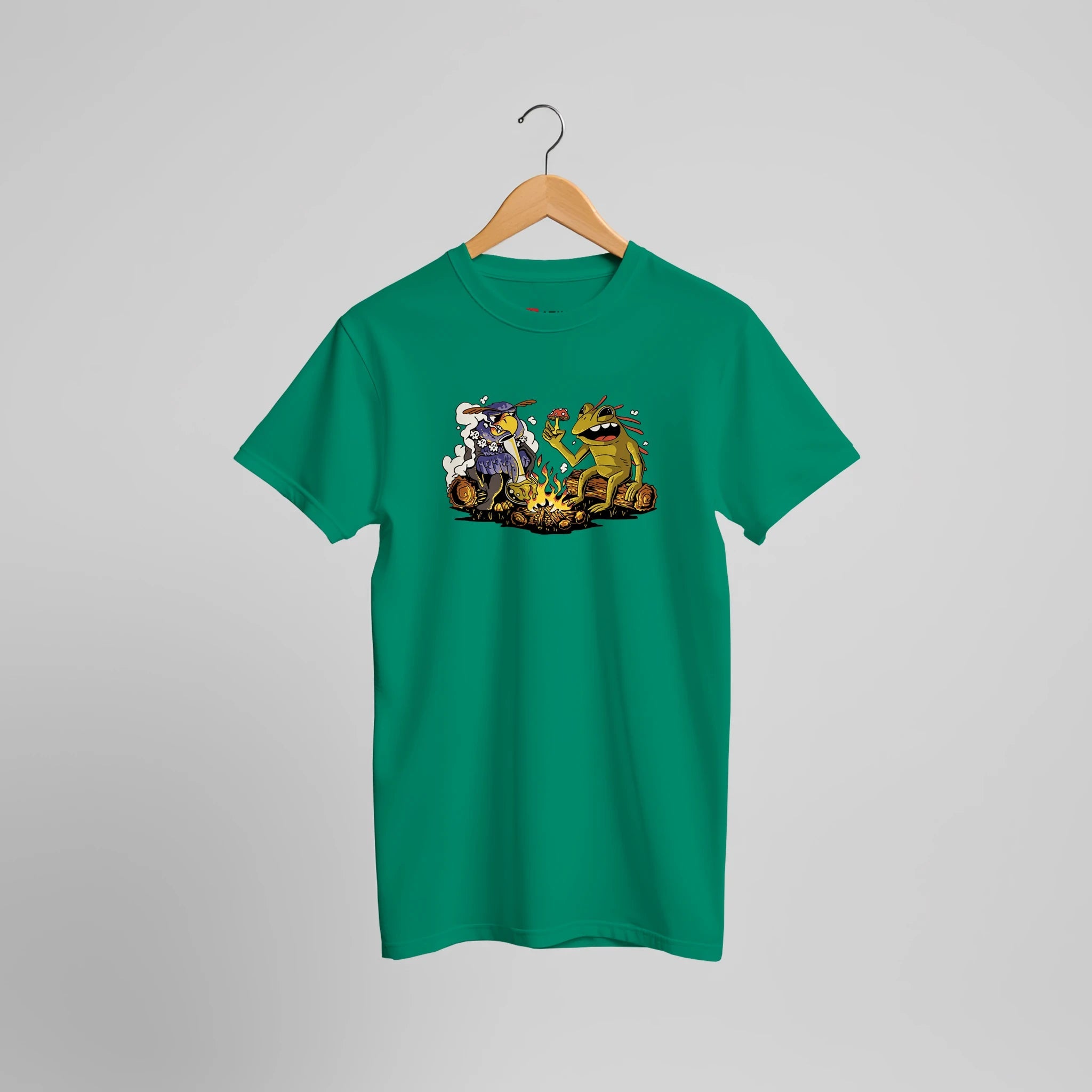 Waldfreunde am Lagerfeuer T-Shirt | Lustiges Fantasy Camping Design Streetwear – T-Shirt for everyday use | AZIKX