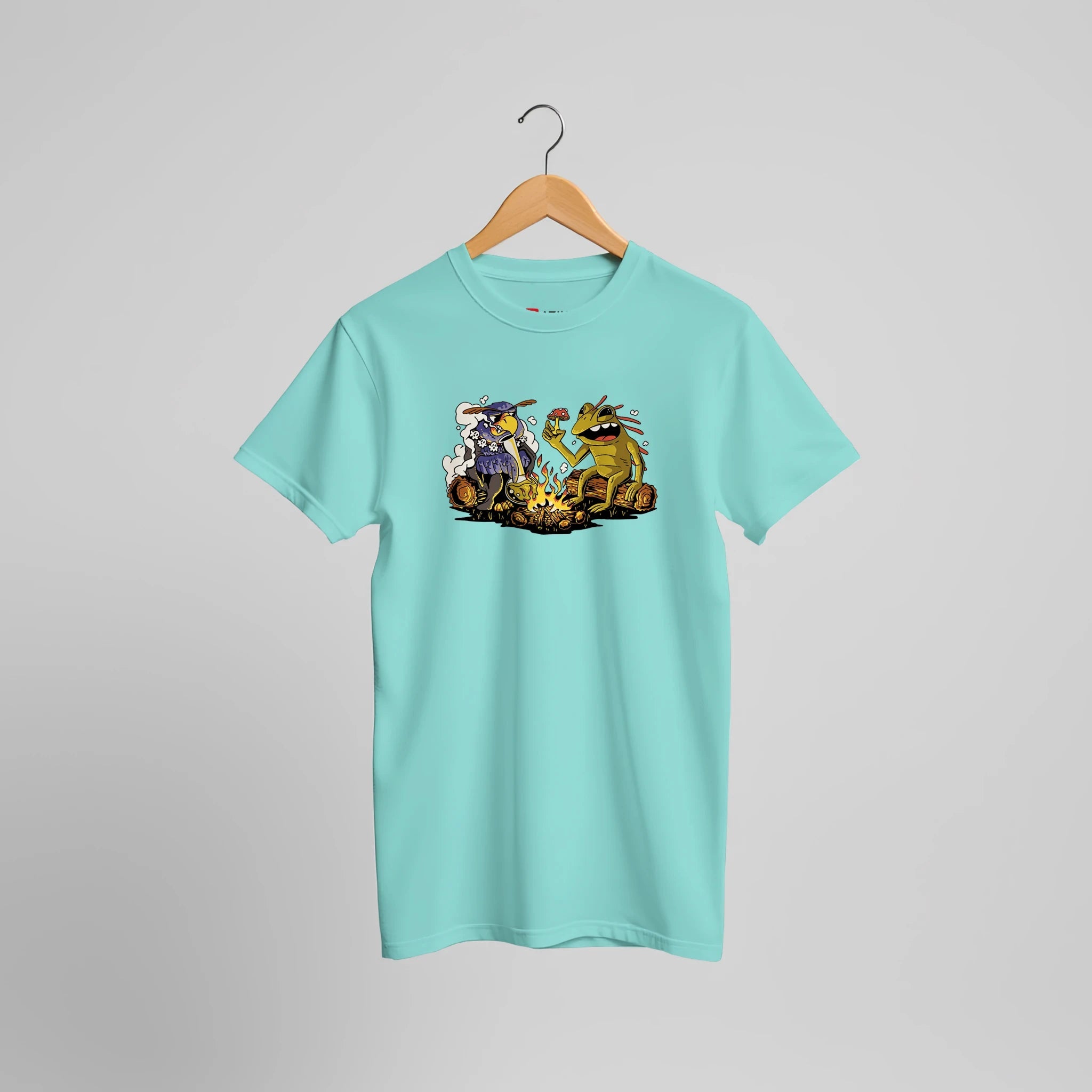 Waldfreunde am Lagerfeuer T-Shirt | Lustiges Fantasy Camping Design Streetwear – T-Shirt for everyday use | AZIKX
